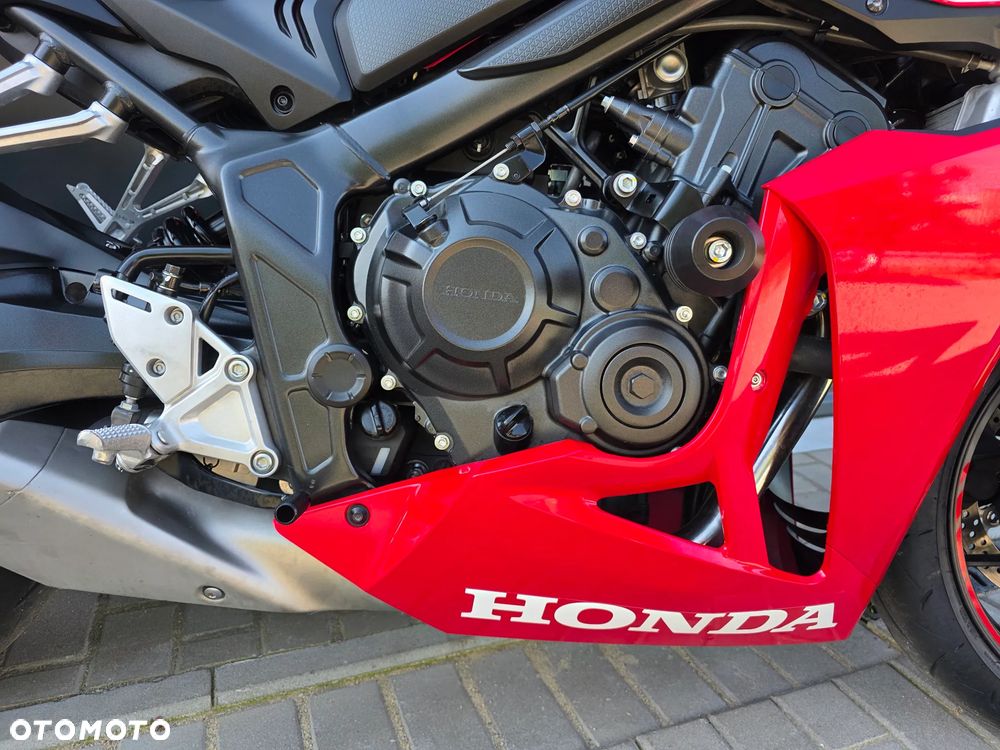 Honda CBR - 14