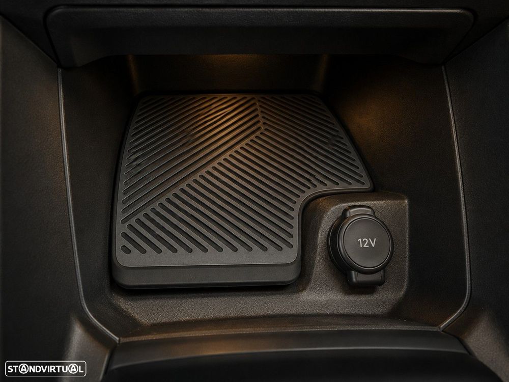 Citroën C4 1.2 PureTech Shine Pack EAT8 - 24