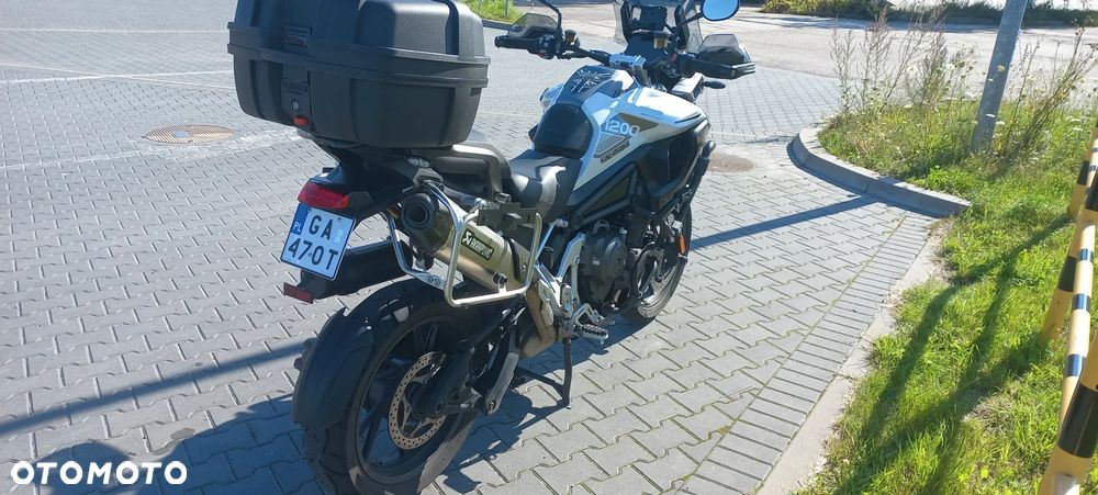 Triumph Tiger - 7