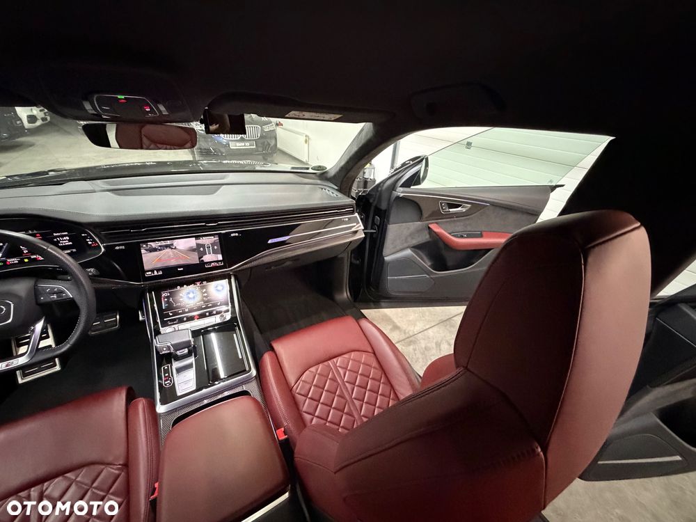 Audi SQ8 - 27