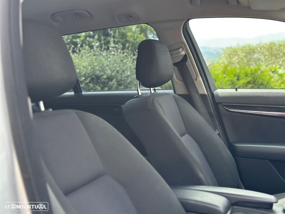 Mercedes-Benz C 200 Station CDI DPF BlueEFFICIENCY SPORT EDITION - 37