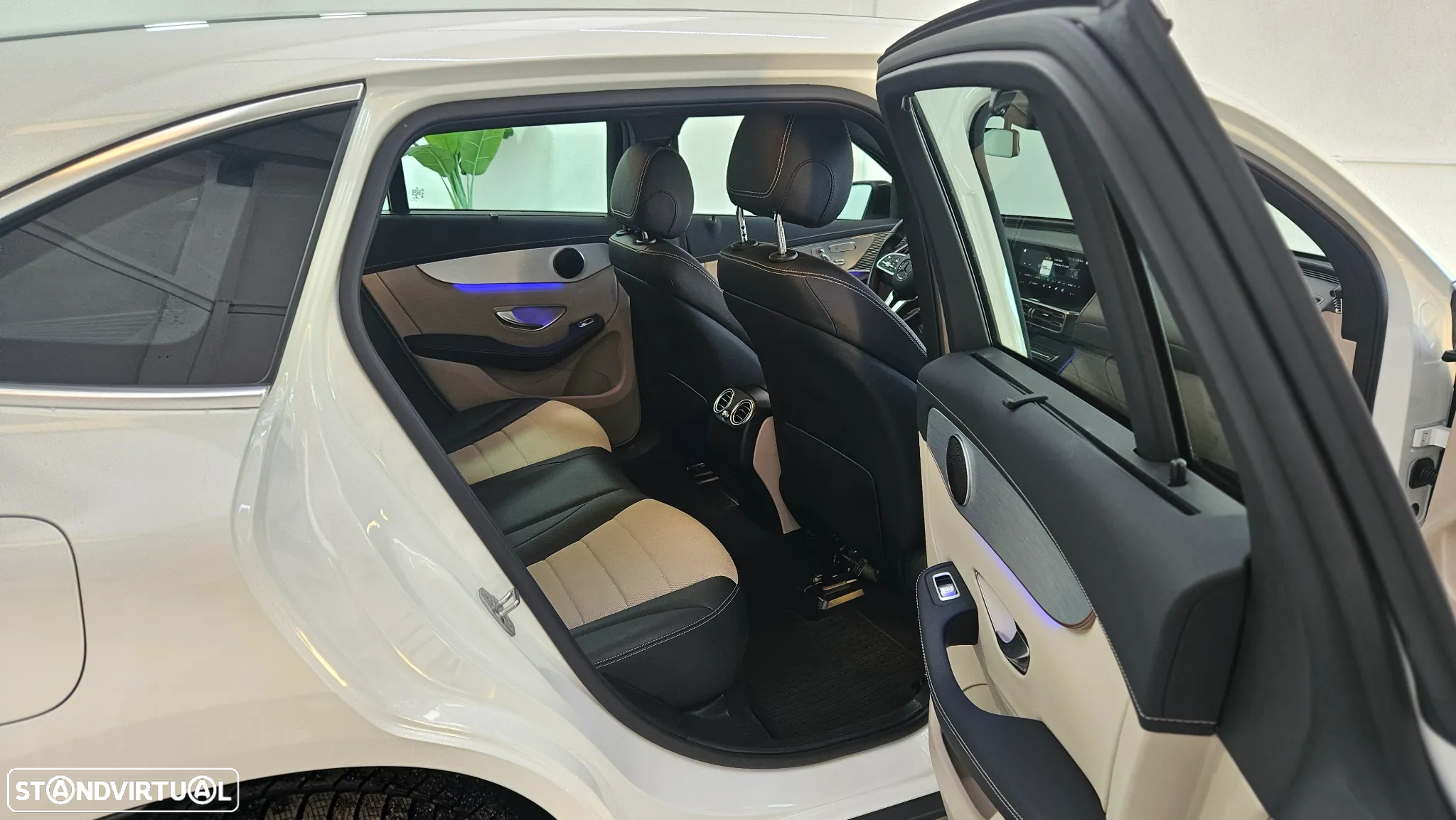 Mercedes-Benz EQC 400 4Matic - 23