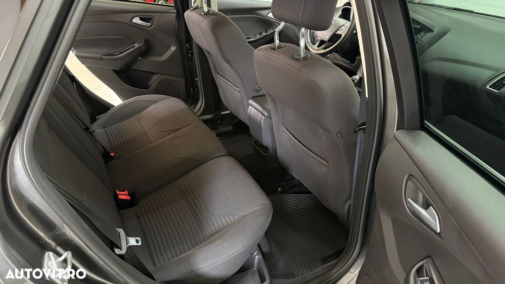 Ford Focus 1.0 EcoBoost Titanium - 18