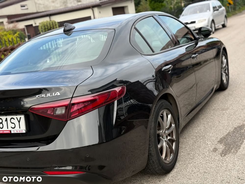 Alfa Romeo Giulia 2.2 D Turbo - 40