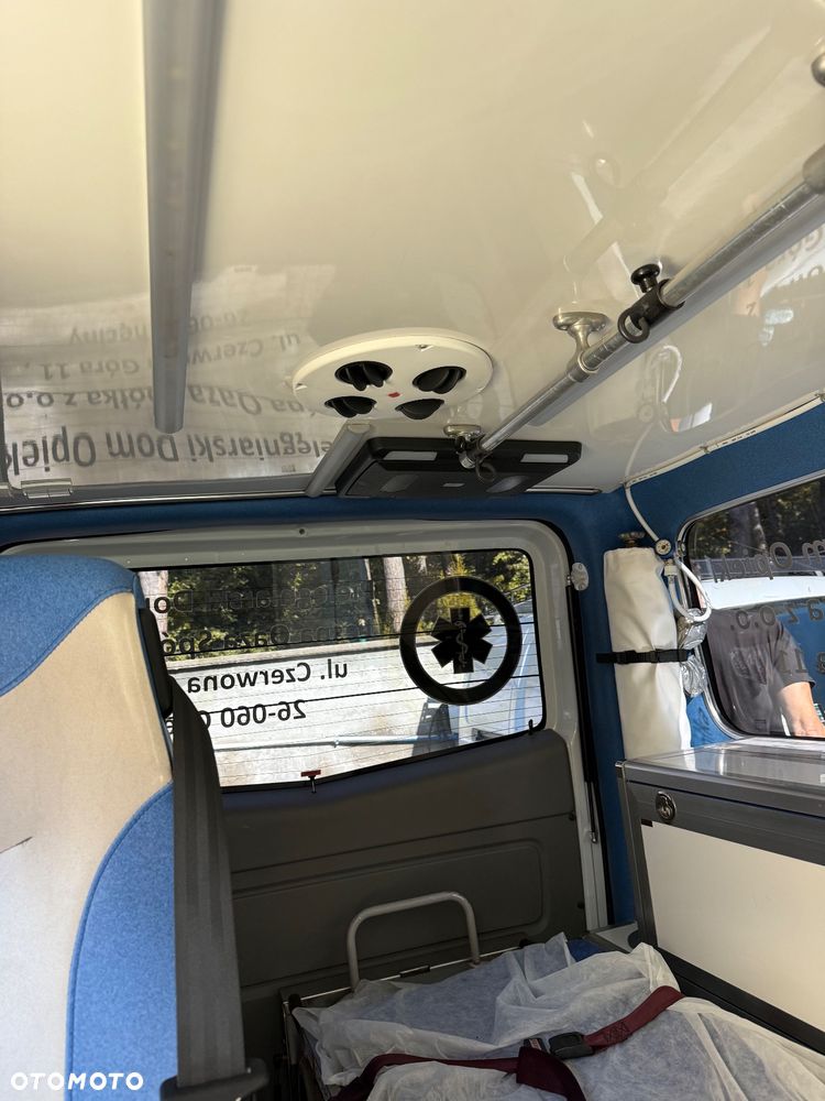 Opel VIVARO Karetka AMBULANS - 11