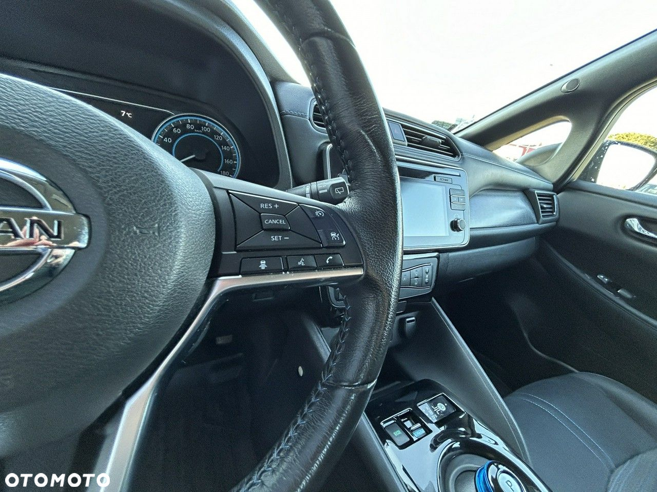 Nissan Leaf 39 kWh N-Connecta - 13