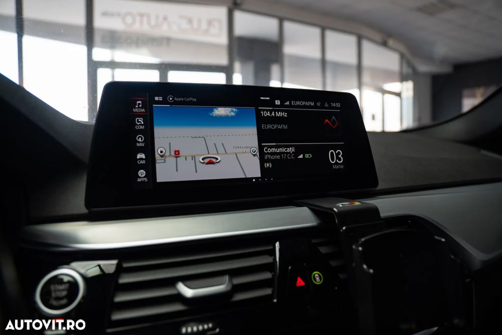 BMW Seria 5 530d xDrive Aut. Sport Line - 35