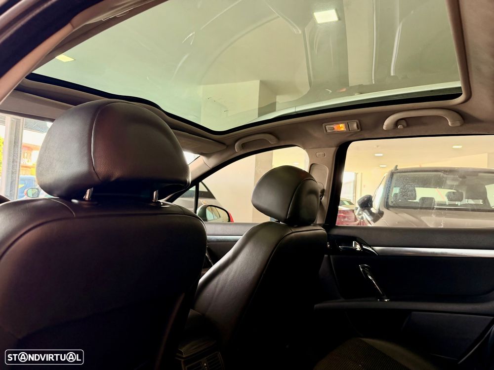 Peugeot 407 SW 1.6 HDi Premium - 10