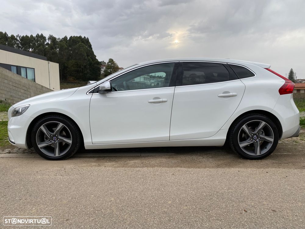 Volvo V40 1.6 D2 R-Design - 3