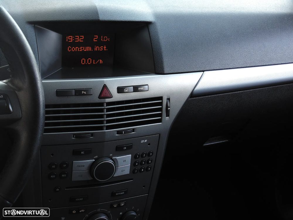 Opel Astra Caravan 1.9 CDTI Sport - 36