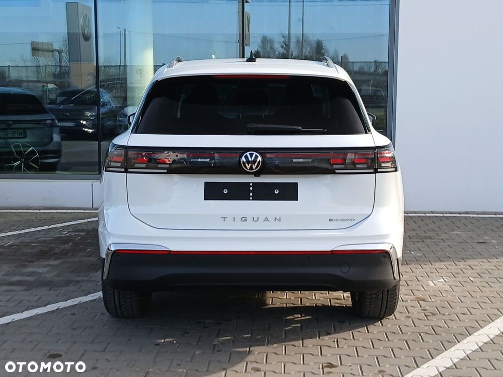 Volkswagen Tiguan - 7
