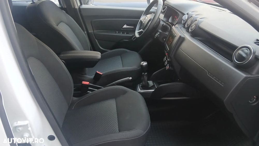 Dacia Duster 1.6 4x2 Laureate - 6