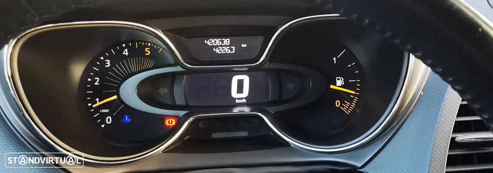 Renault Captur 1.5 dCi Sport - 9