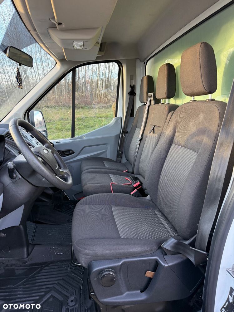 Ford Transit - 11