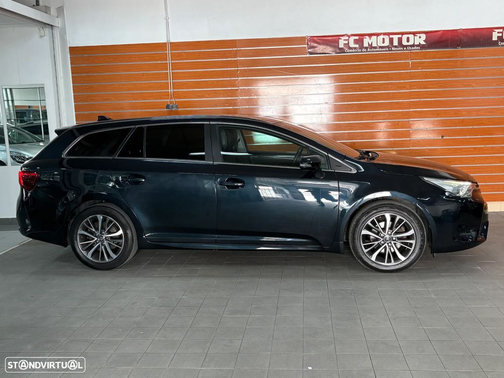 Toyota Avensis Touring Sports 1.6 D-4D Luxury+GPS - 5
