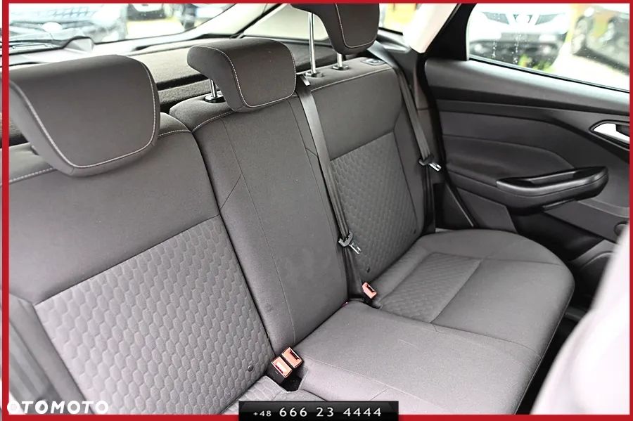 Ford Focus 1.0 EcoBoost Titanium - 23
