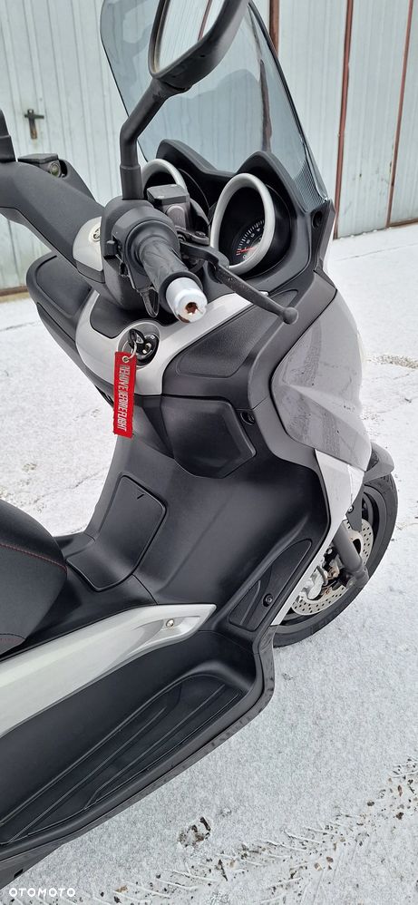 Yamaha X-max - 17