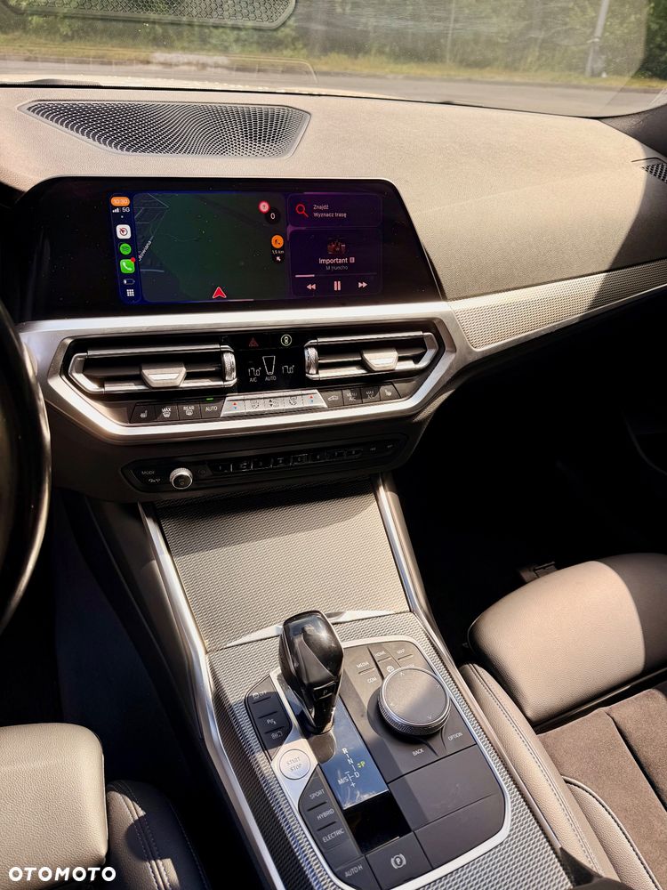 BMW Seria 3 330e xDrive M Sport sport - 21