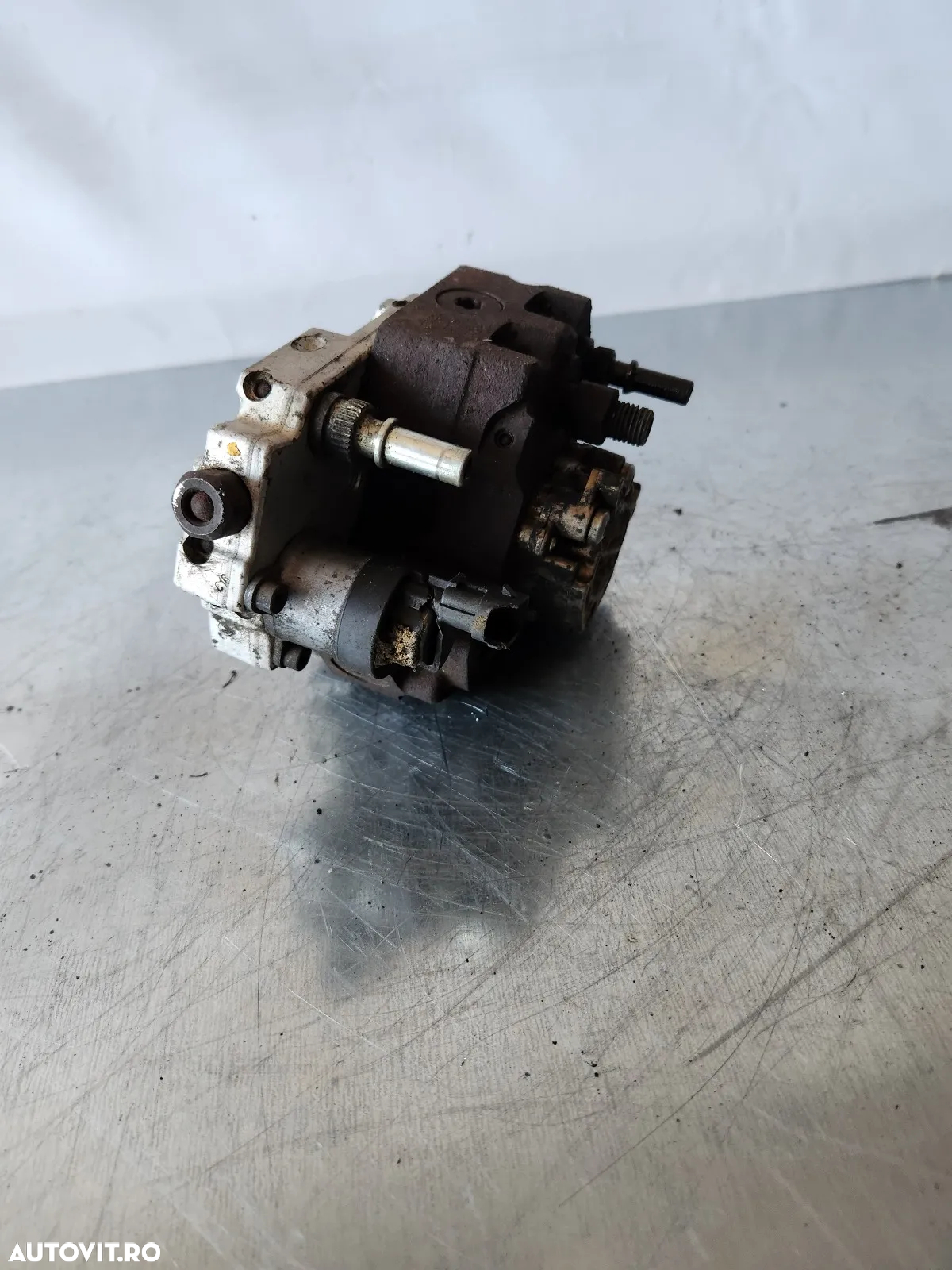 Pompa Inalta Presiune Citroen Peugeot Ford 1.6 Hdi Tdci Cod  ( Mufa Regulator Cu Defect ) - 2