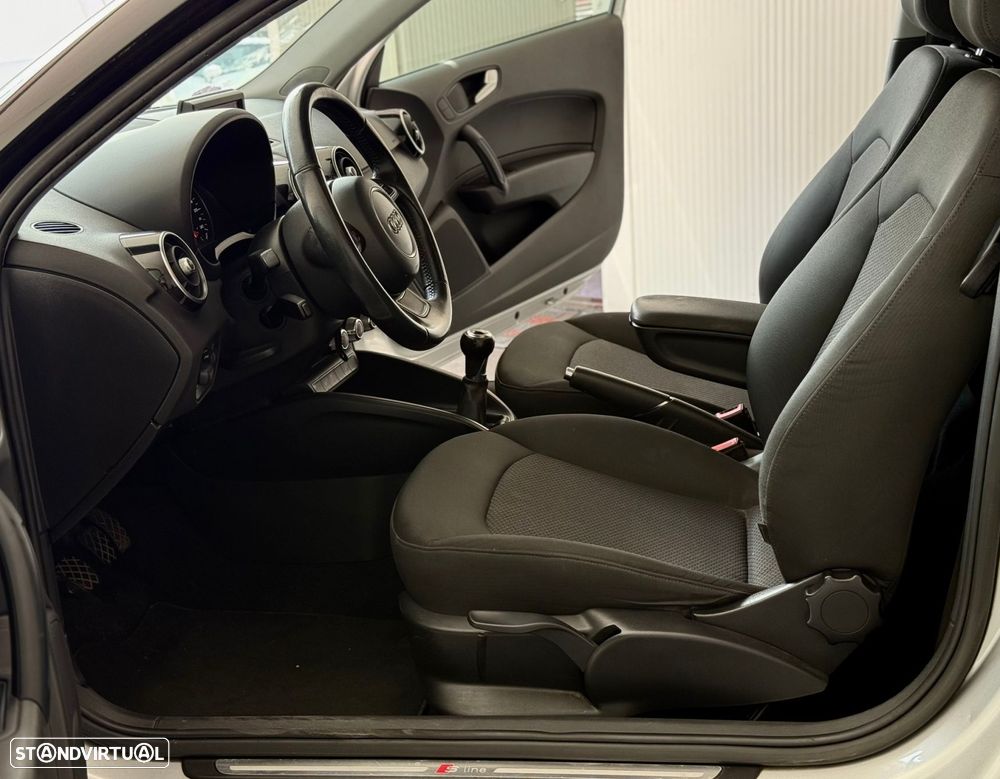 Audi A1 1.2 TFSI S-line - 22