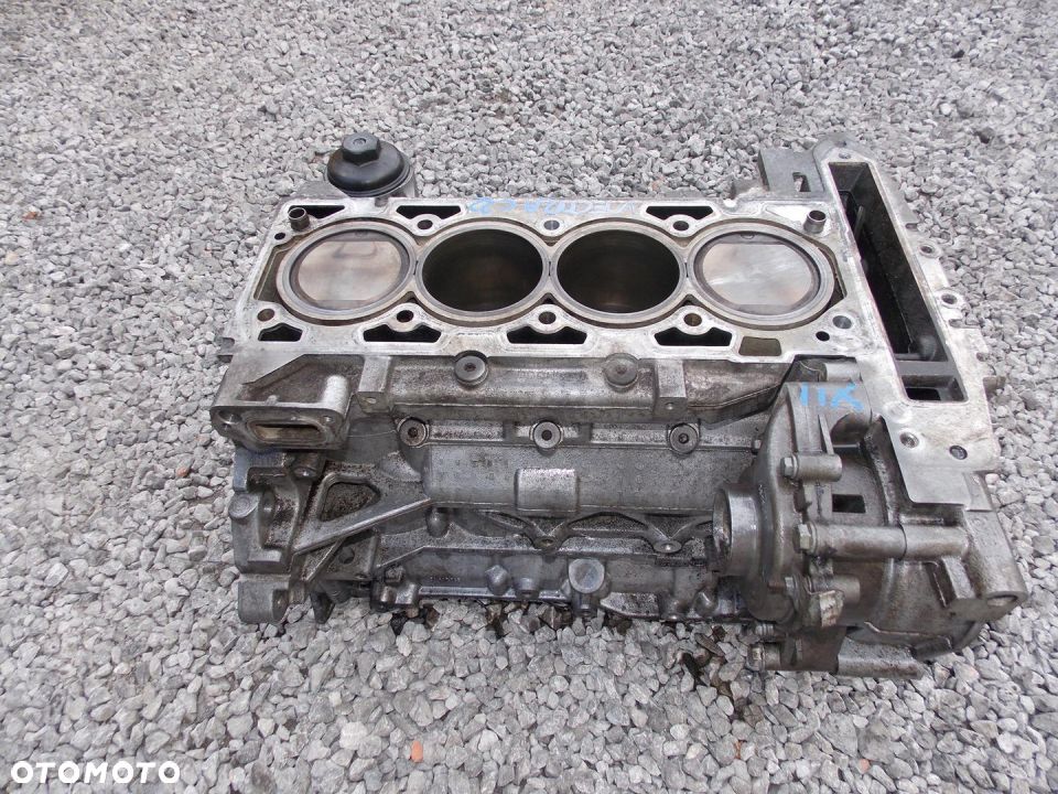 BLOK DÓŁ TŁOKI SILNIKA WAŁ VECTRA C 2.2 16V YH - 2