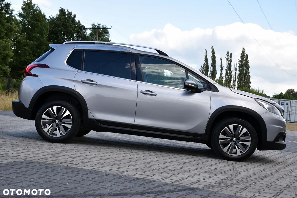 Peugeot 2008 BlueHDi 100 Allure - 15