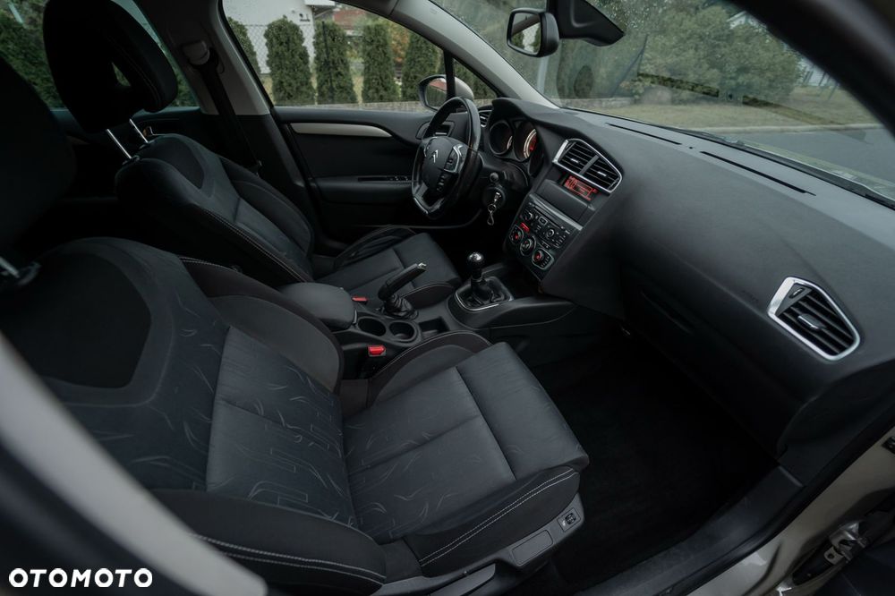 Citroën C4 1.6 HDi Seduction - 11