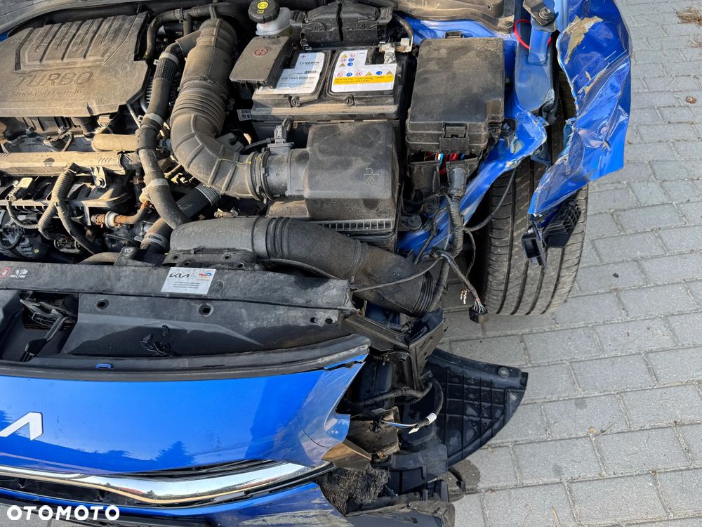Kia Ceed - 10