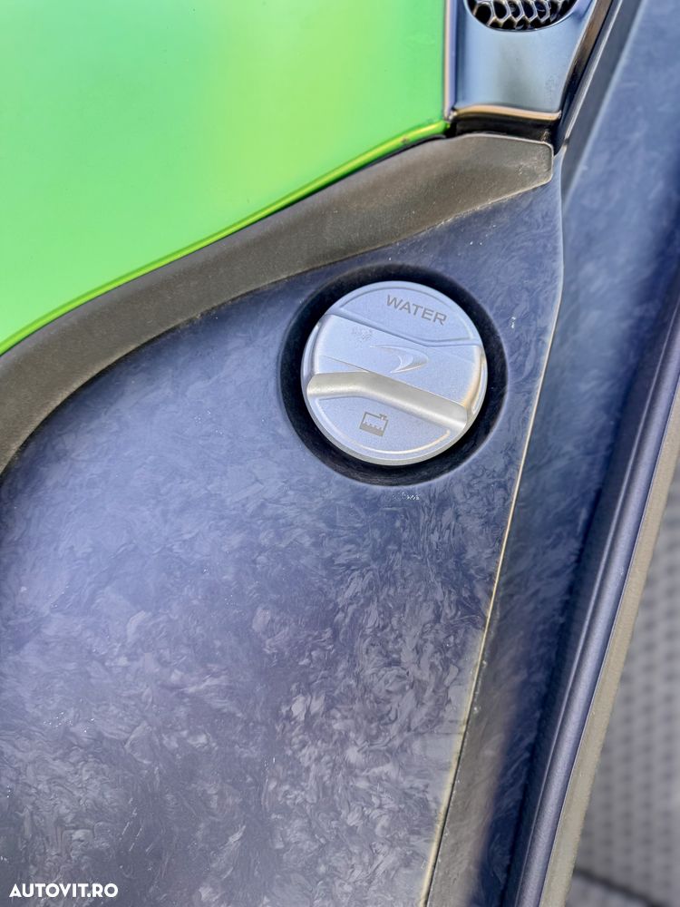 McLaren GT - 6