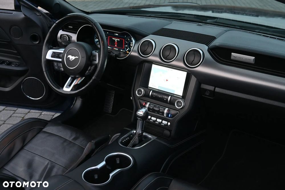 Ford Mustang - 33