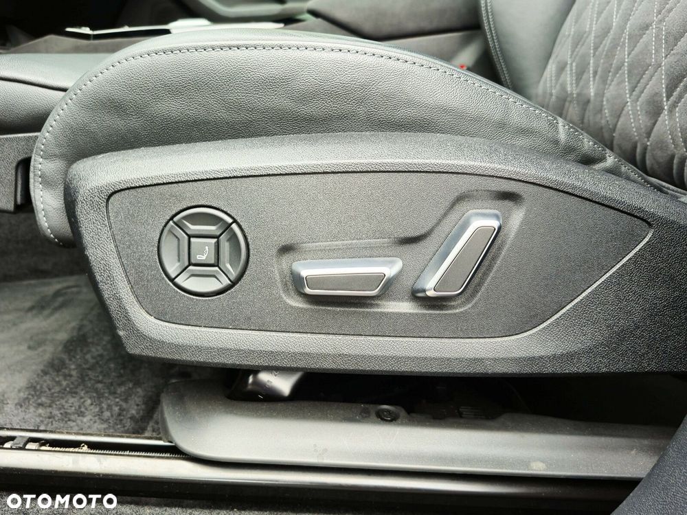 Audi Q6 e-tron - 11