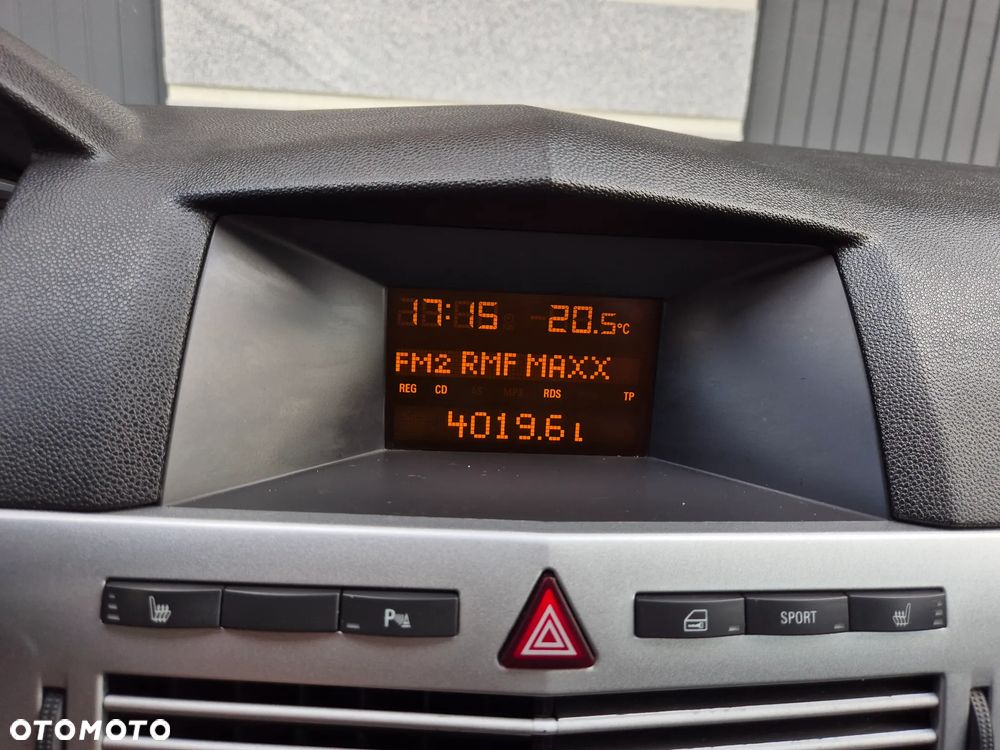 Opel Astra 1.6 Enjoy - 8