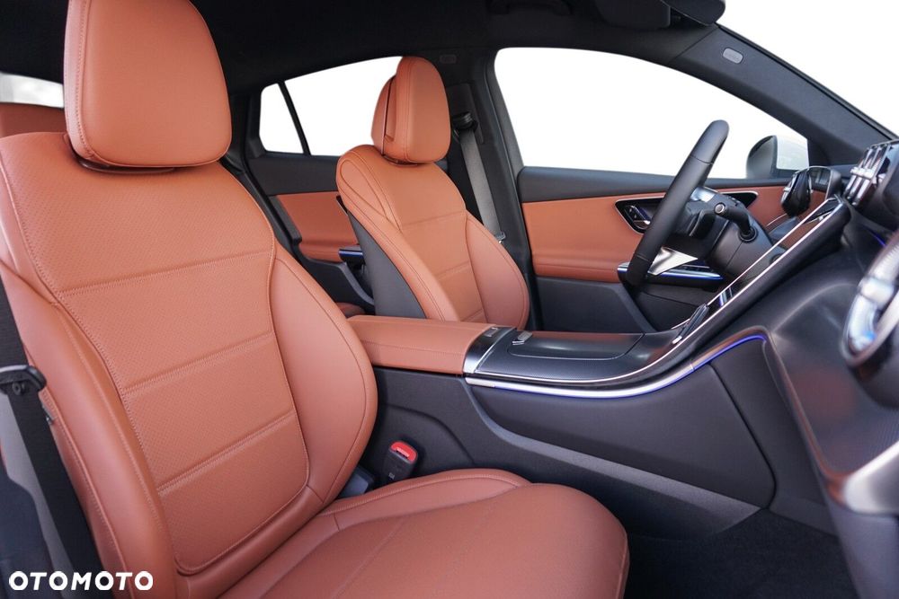 Mercedes-Benz GLC - 19