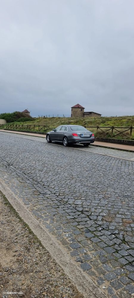 Mercedes-Benz E 220 d AMG - 14
