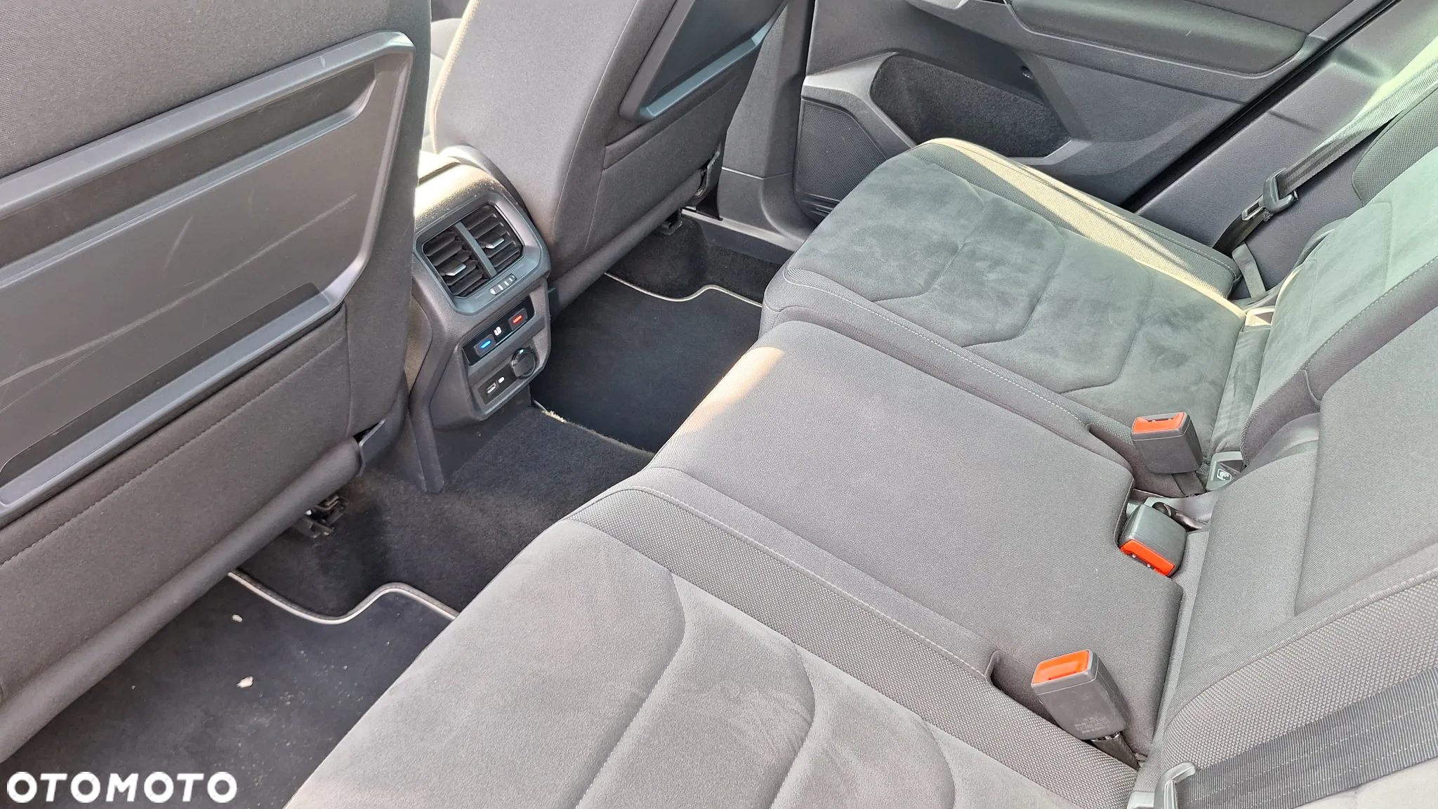 Volkswagen Tiguan 1.5 TSI EVO Comfortline DSG - 10