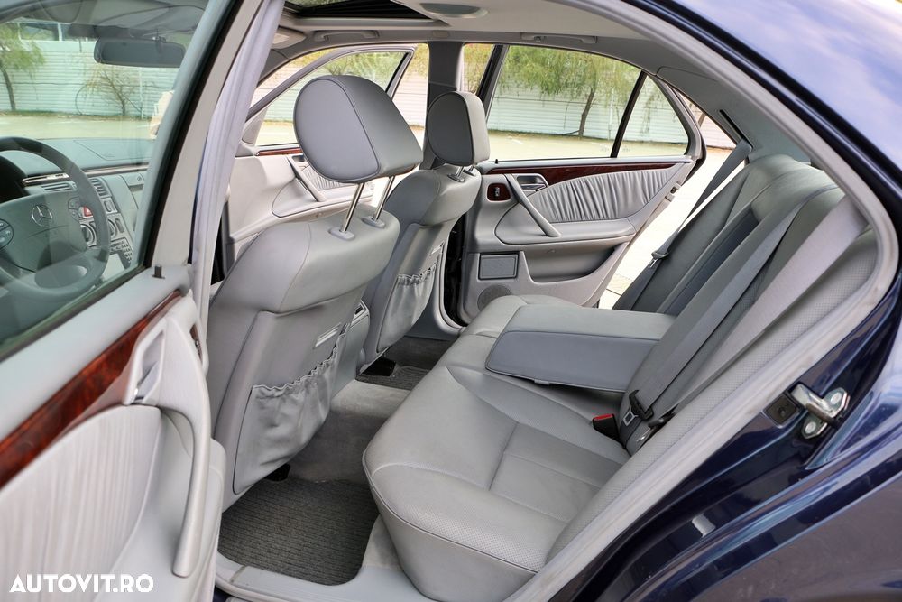 Mercedes-Benz E 320 Aut Avantgarde - 14