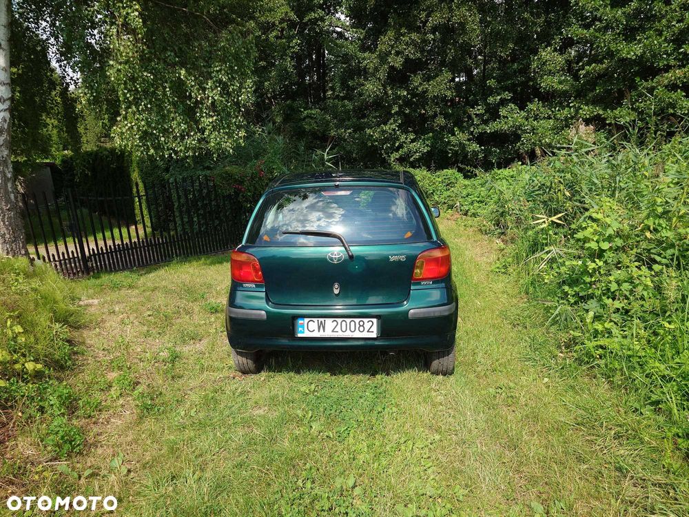 Toyota Yaris - 2