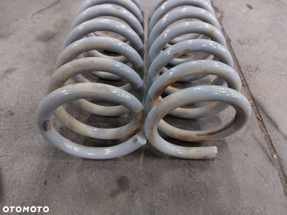 SPRĘŻYNY ZAWIESZENIA PRZÓD KOMPLET ŁADA NIVA 2121 LIFT - 2
