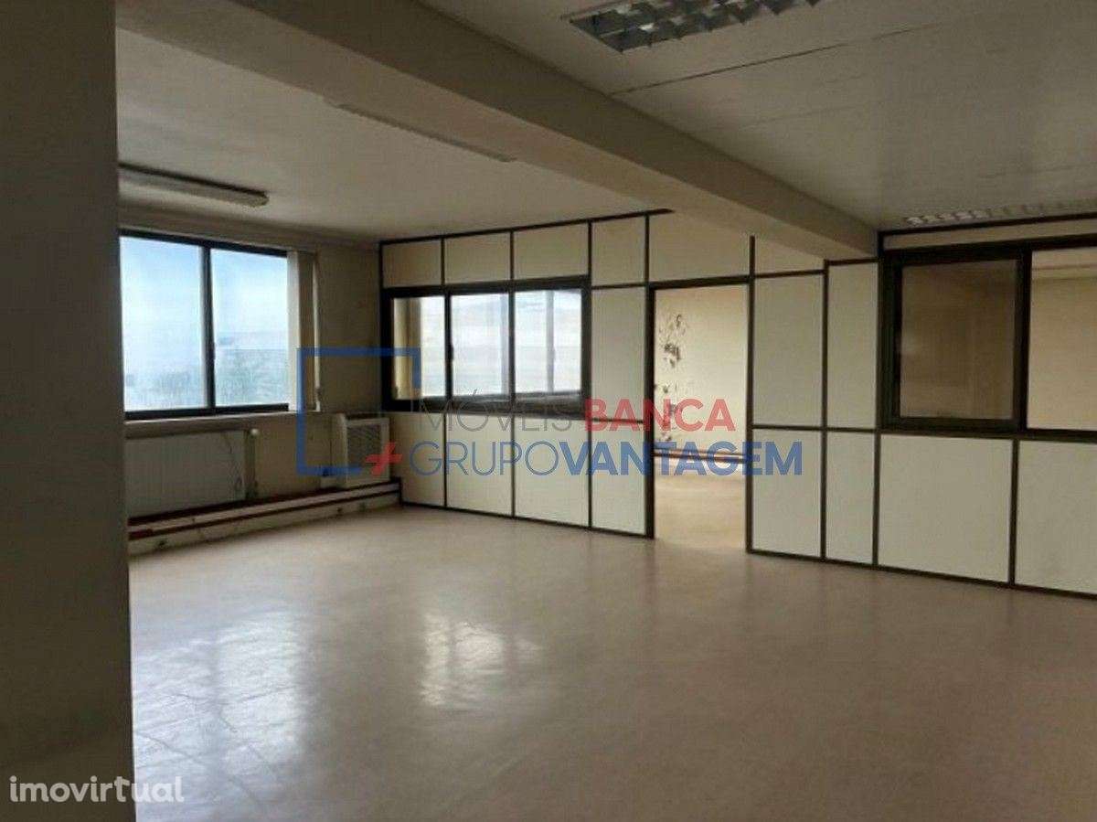 ARMAZÉM ALFRAGIDE - Grande imagem: 4/5