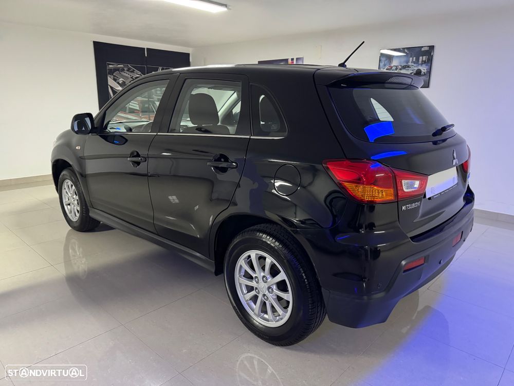 Mitsubishi ASX 1.6 Instyle - 26