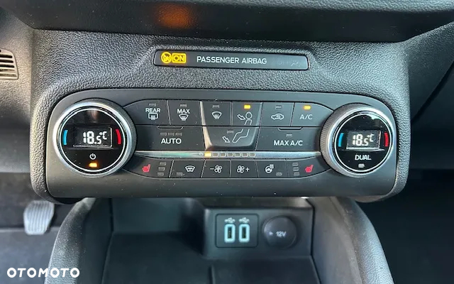 Ford Focus 1.5 EcoBlue Connected - 25