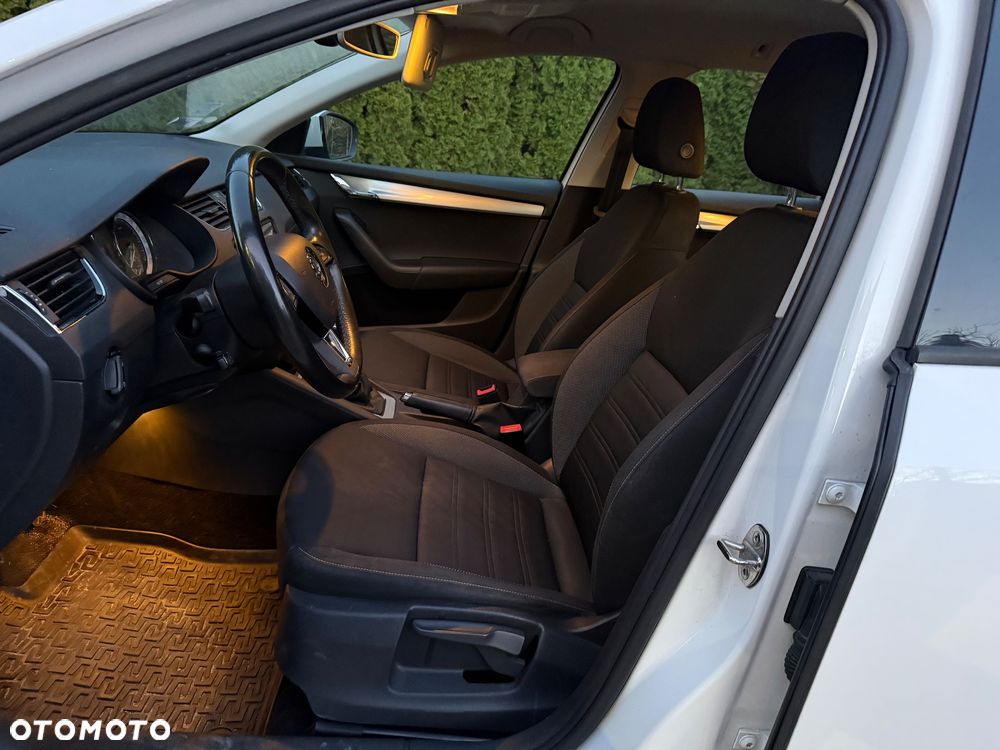 Skoda Octavia 1.6 TDI Ambition - 7
