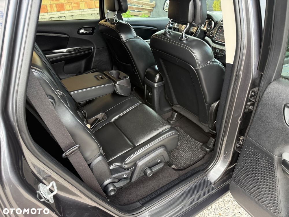 Fiat Freemont 2.0 Multijet 16V DPF Automatik Allrad Black Code - 25