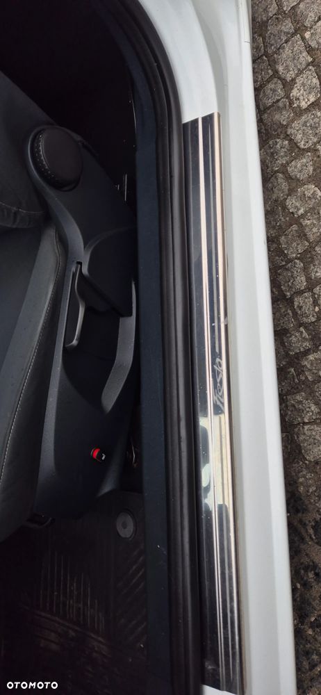 Ford Fiesta 1.25 Champions Edition - 9