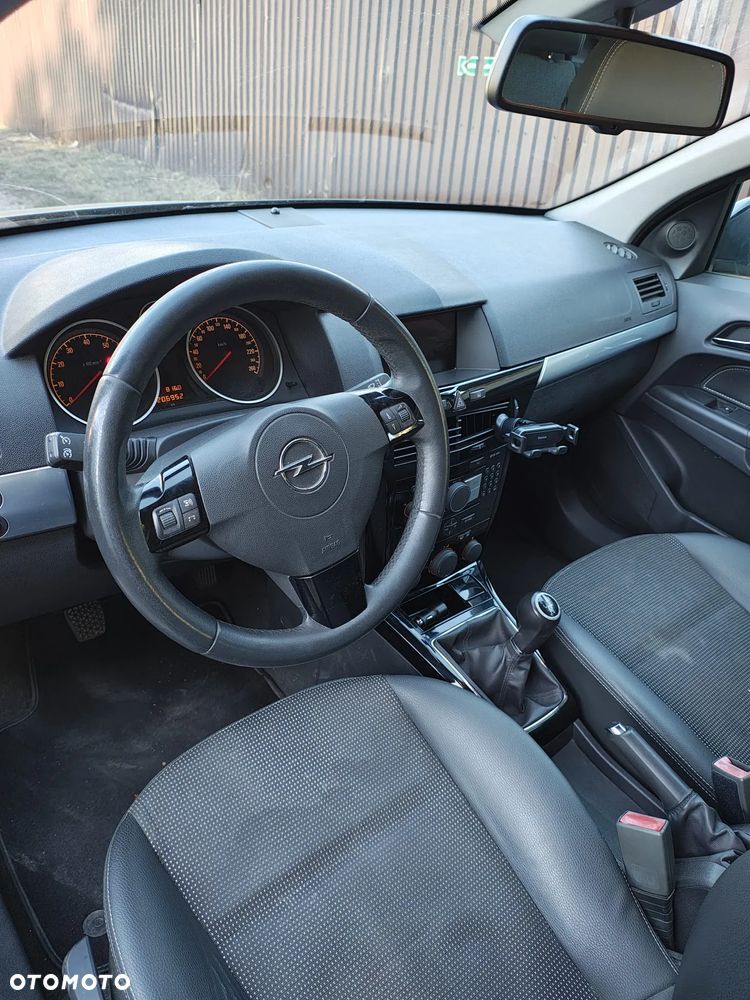 Opel Astra 1.6 Enjoy - 5