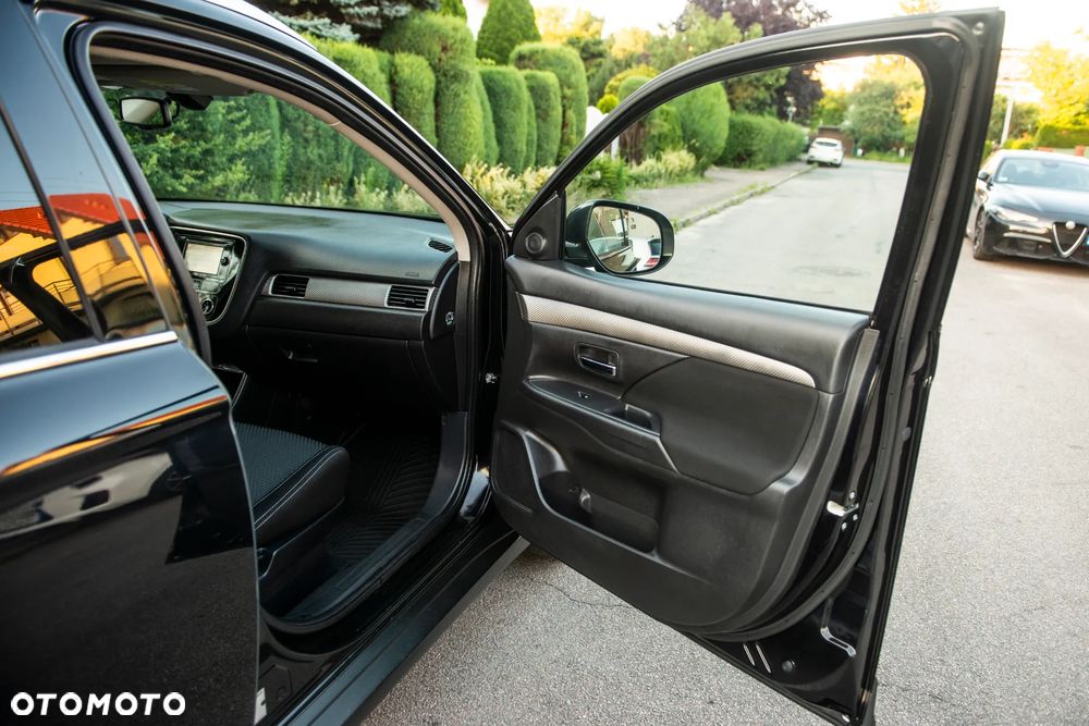 Mitsubishi Outlander 2.0 2WD Edition - 33