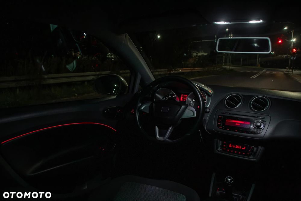 Seat Ibiza SC 1.4 16V Style - 23