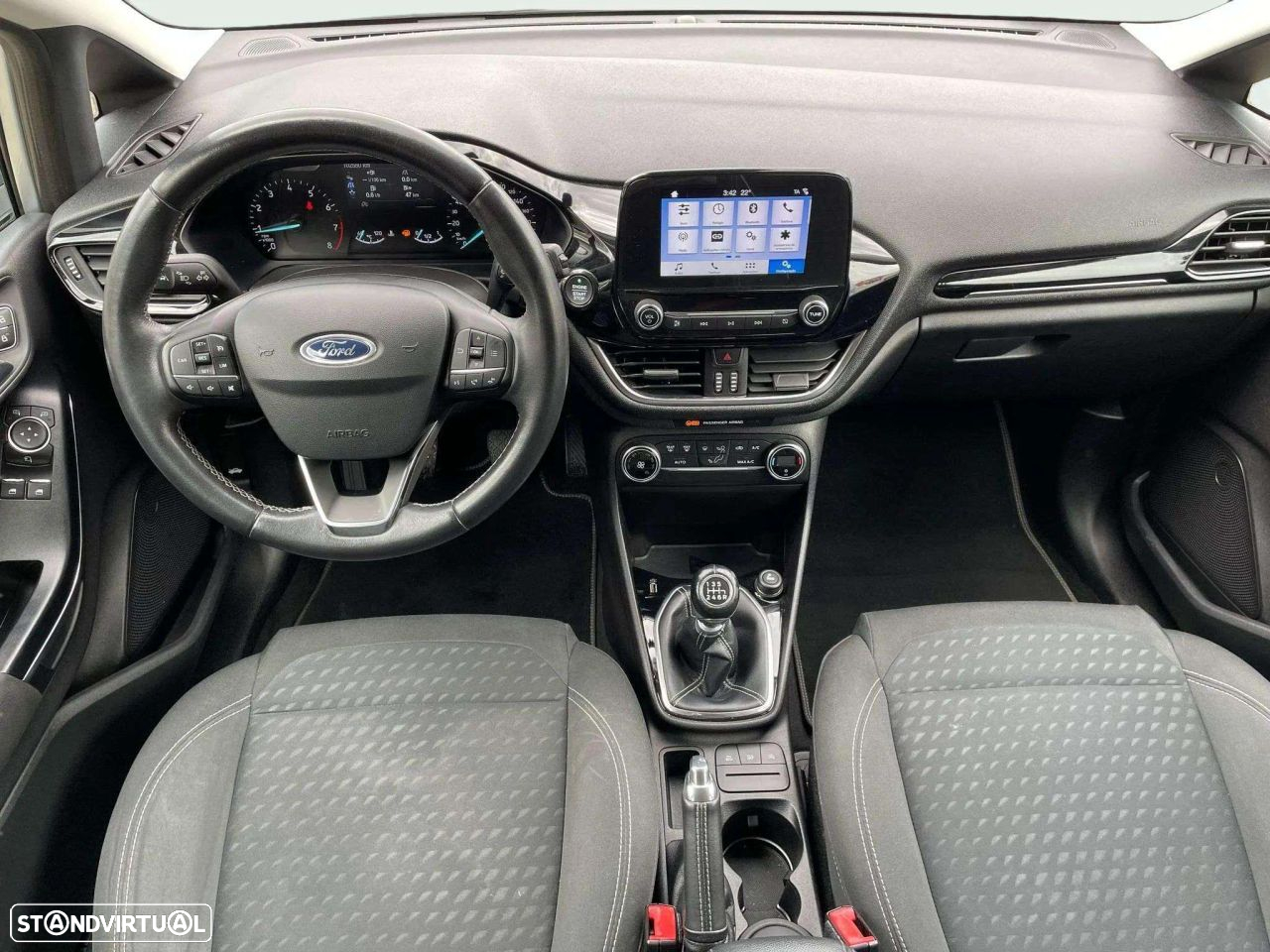 Ford Fiesta 1.0 EcoBoost Titanium - 11