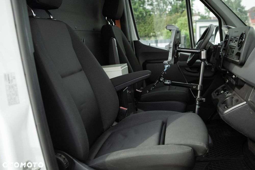 Mercedes-Benz eSprinter - 24