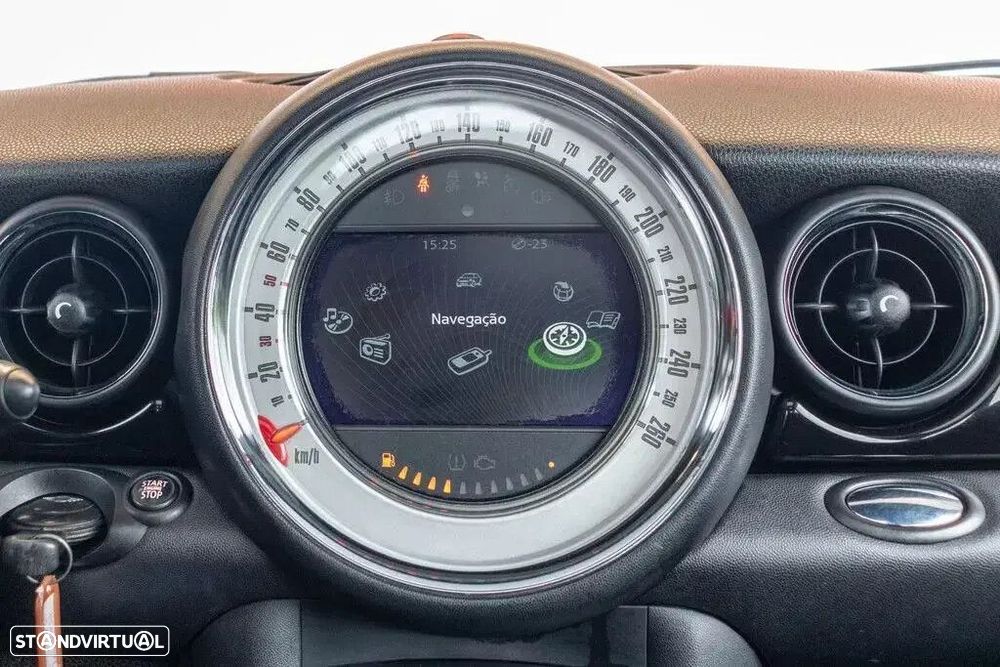 MINI 3 Portas Cooper SD - 13